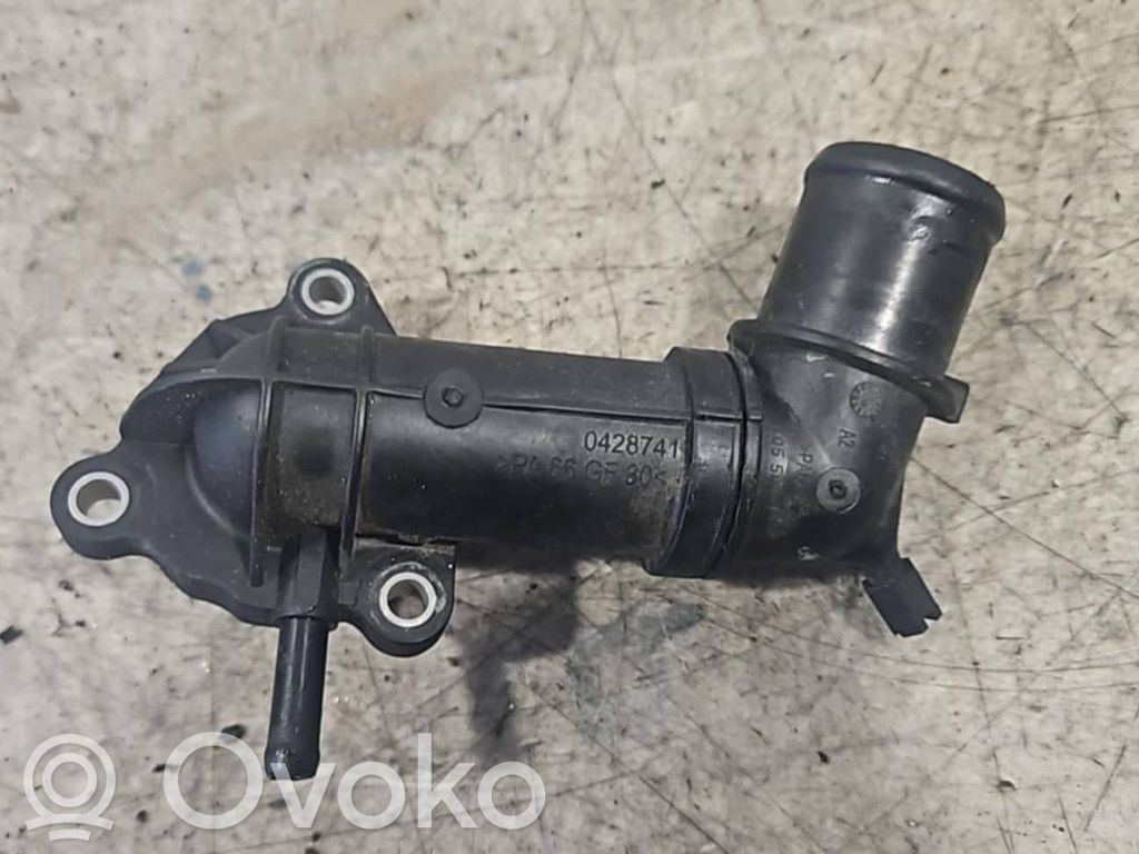 Opel Insignia A Termostaatin kotelo 