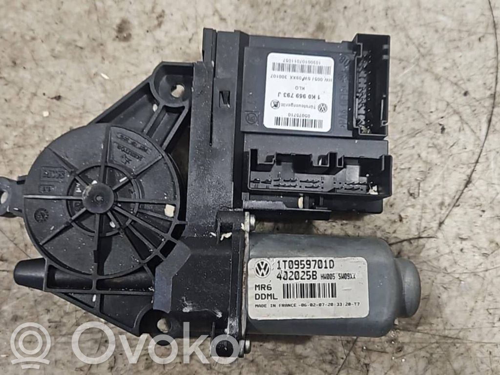 Volkswagen Touran I Silnik regulatora szyby drzwi przednich 
