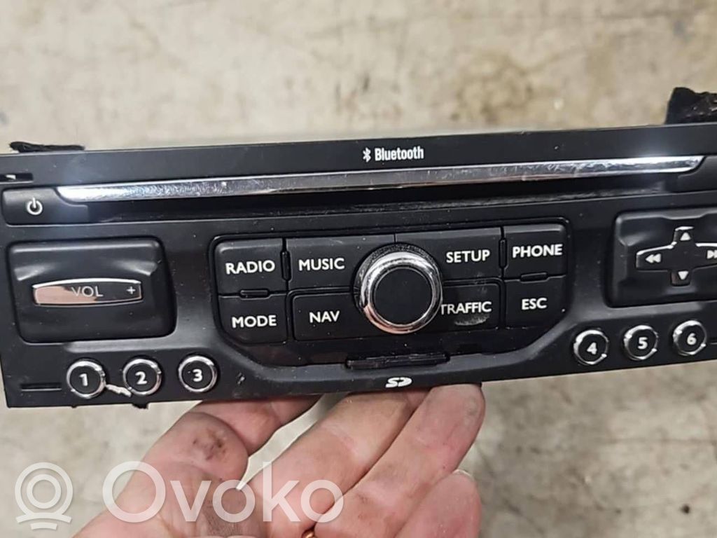 Peugeot 5008 Panel / Radioodtwarzacz CD/DVD/GPS 