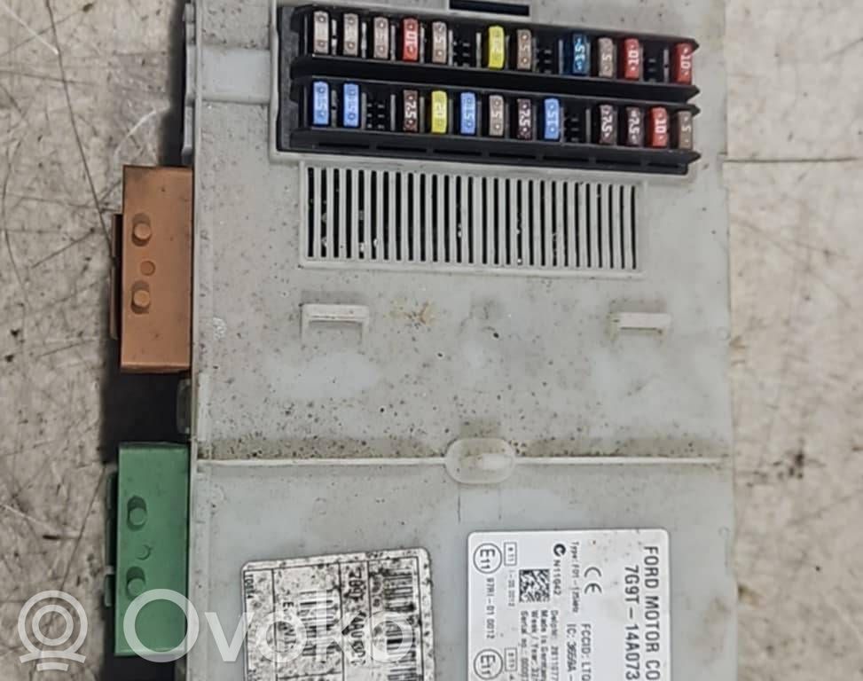 Ford Galaxy Fuse module 