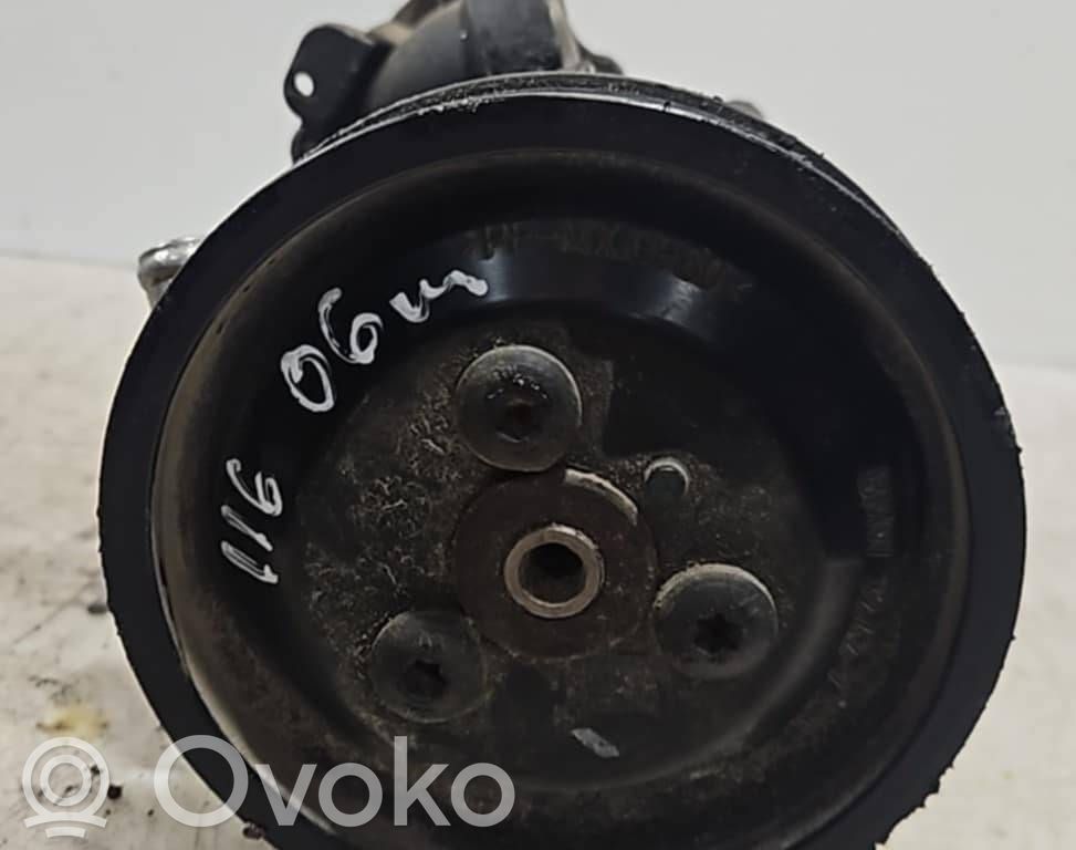 BMW 1 E81 E87 Power steering pump 