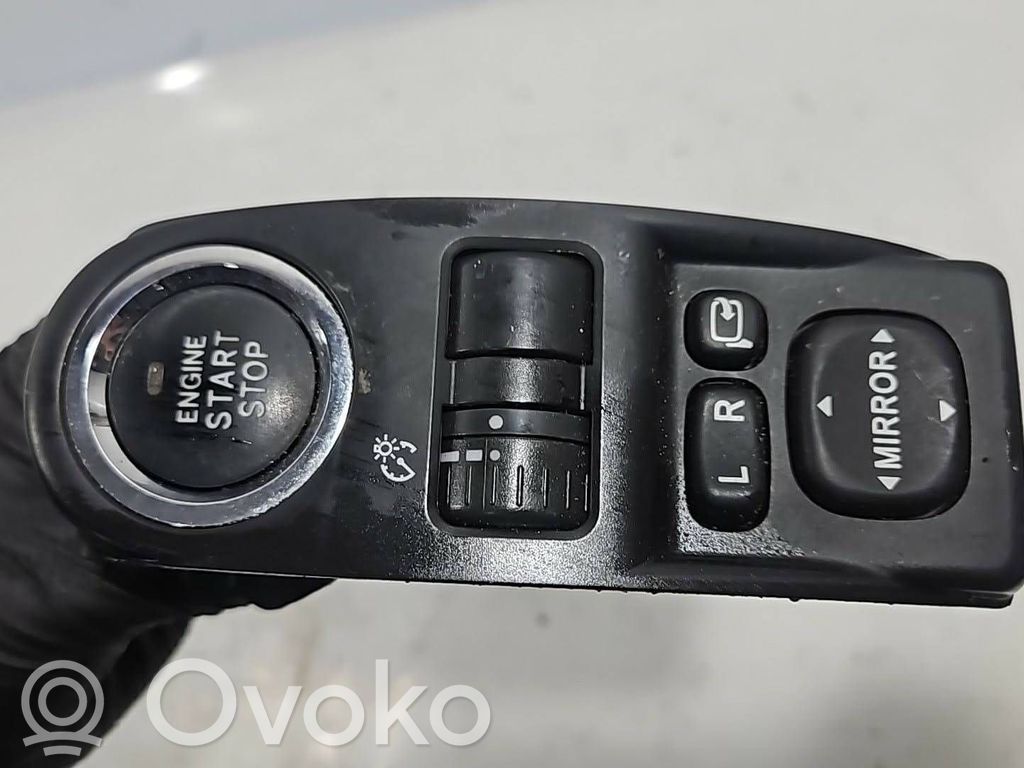 Engine start stop button switch   15A8544,83005F0000