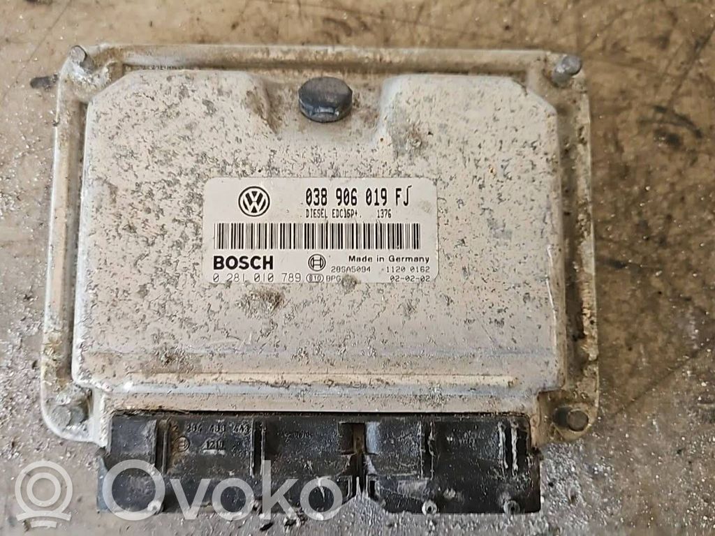 Skoda Octavia Mk2 (1Z) Engine control unit/module 