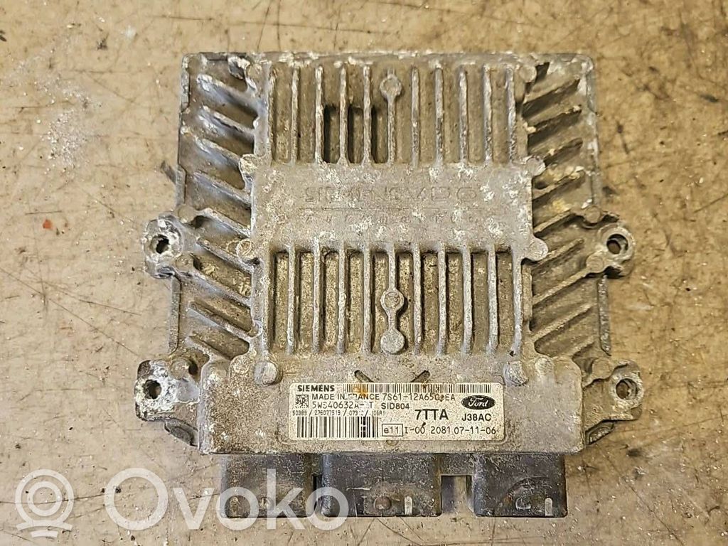 Ford Focus Engine control unit/module 