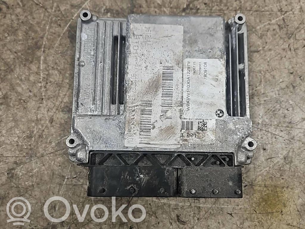 BMW 3 E90 E91 Variklio valdymo blokas 