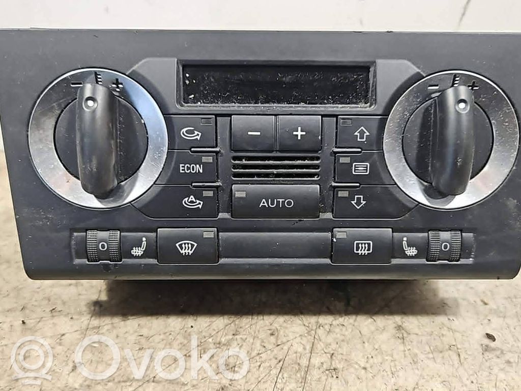 Audi A3 S3 8P Climate control unit 