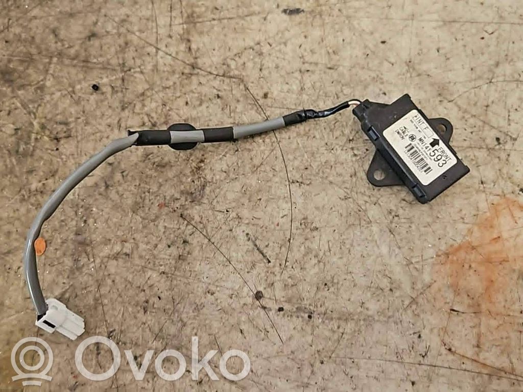 Mitsubishi Outlander Antenna control unit 