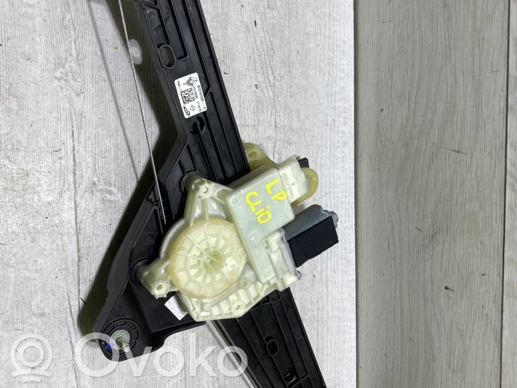 Renault Clio V Regulador de puerta delantera con motor 
