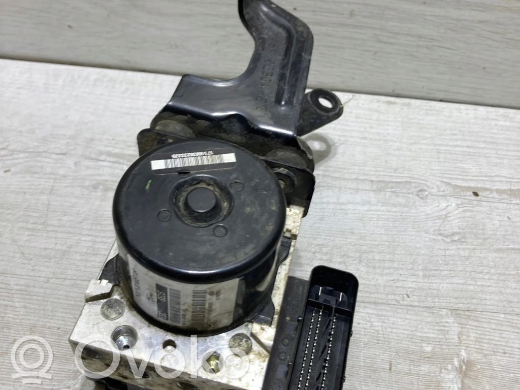 Ford Ecosport ABS-pumppu 