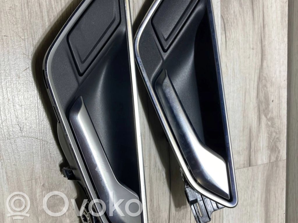 Audi Q2 - Manecilla interna puerta delantera 