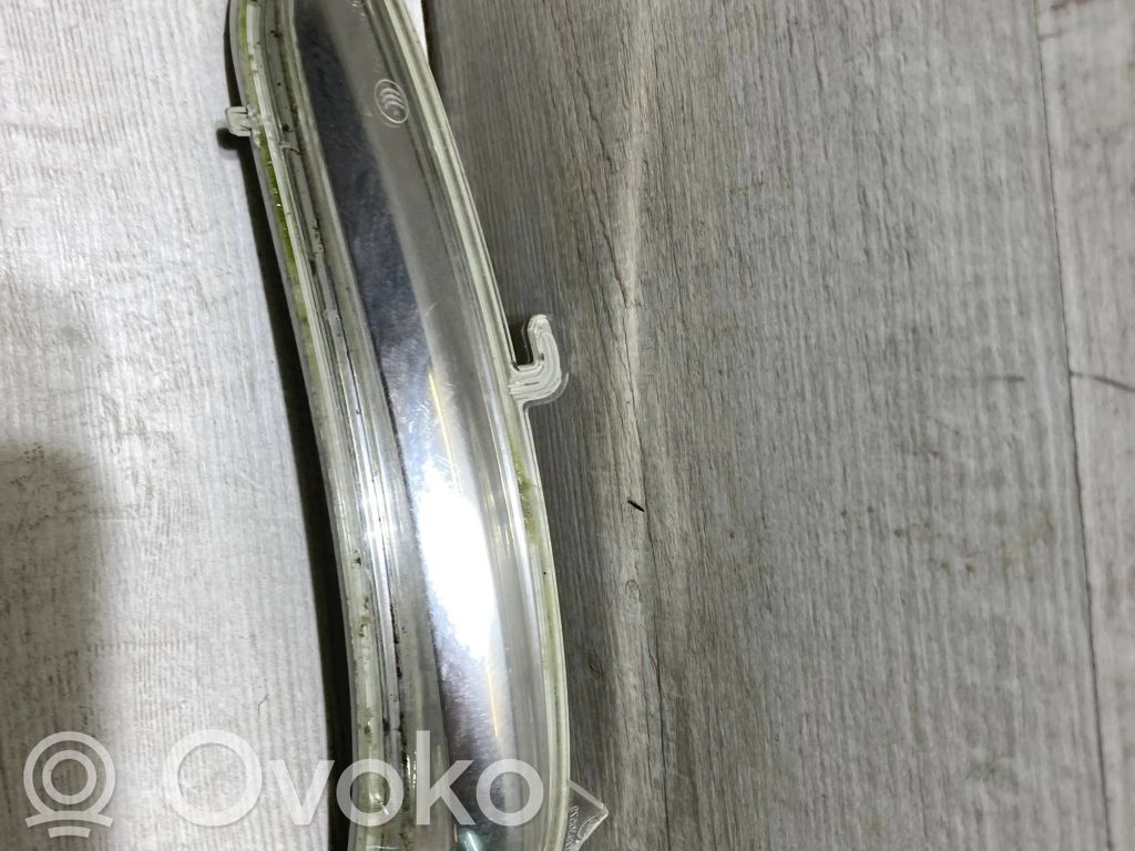Citroen C3 Posūkio žibintas veidrodėlyje 