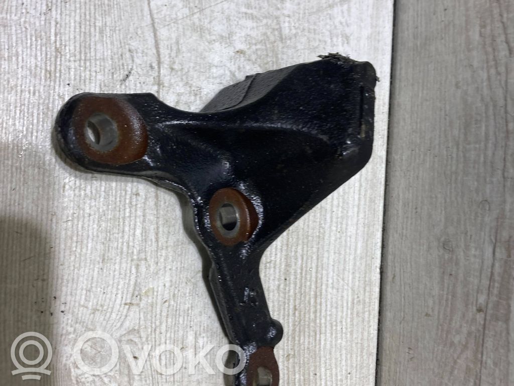Citroen C3 Gearbox mounting bracket 