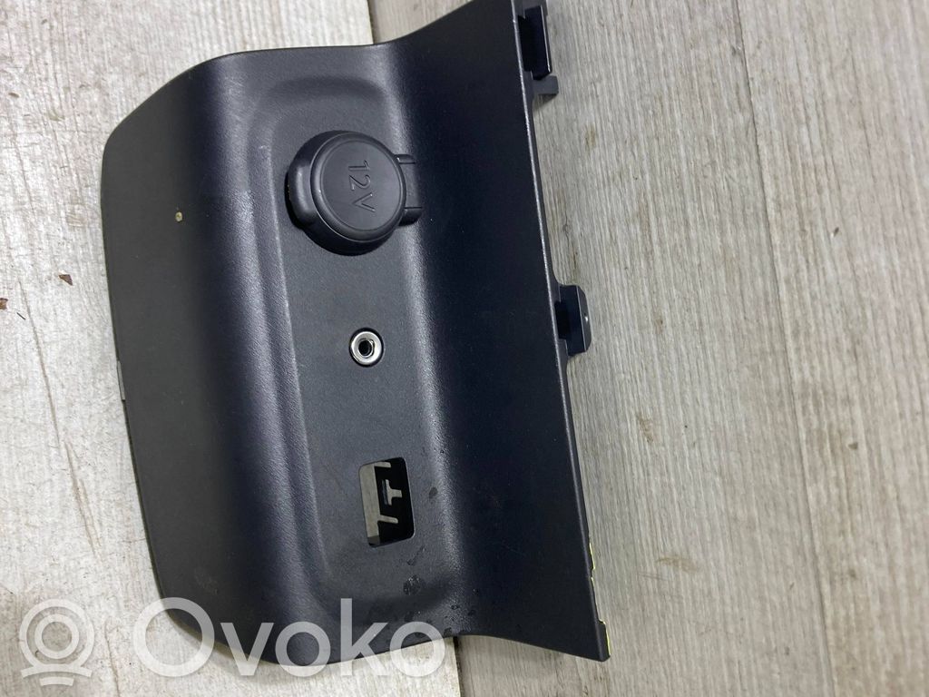 Citroen C3 Enchufe conector entrada auxiliar 