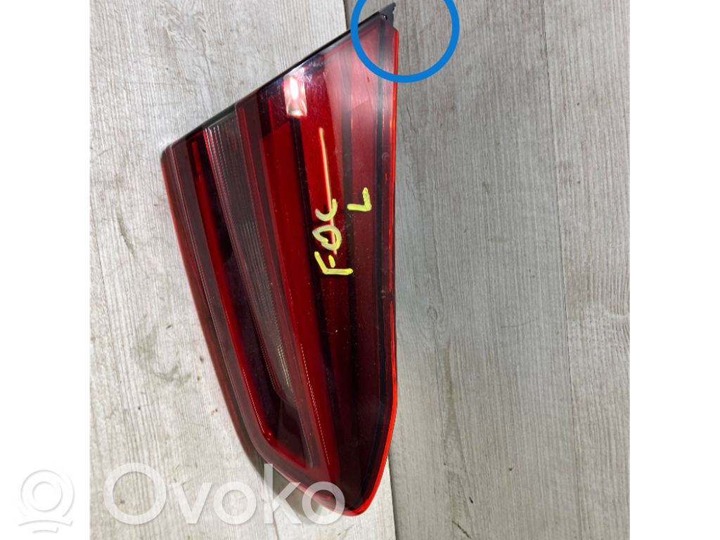 Ford Focus Aizmugurējais lukturis virsbūvē 