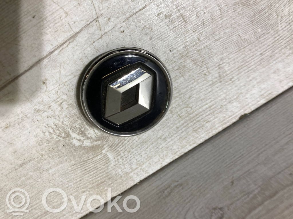 Renault Clio V Alkuperäinen pölykapseli 