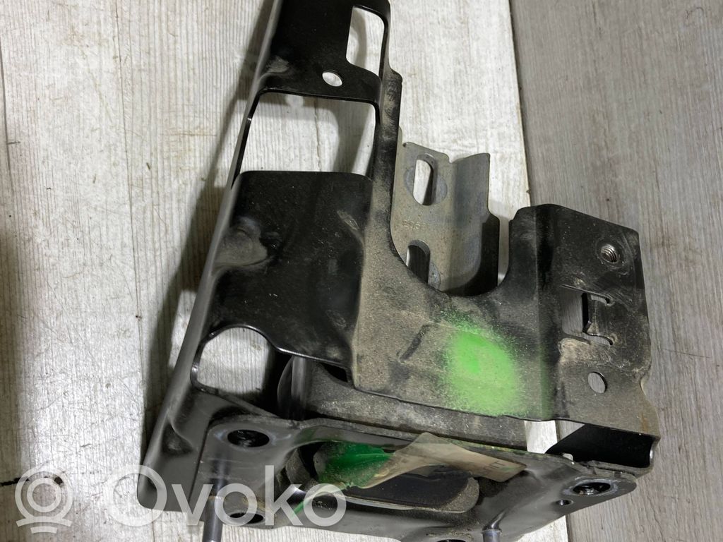 Citroen C3 Gearbox mounting bracket 