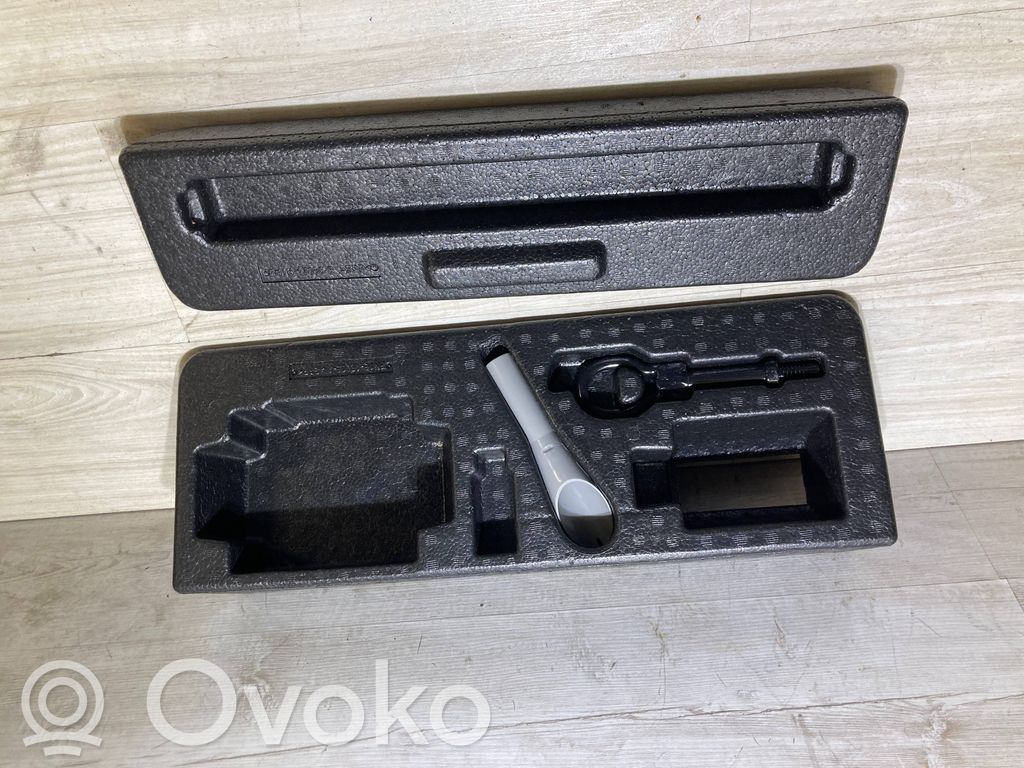 Ford Ecosport Tool set 