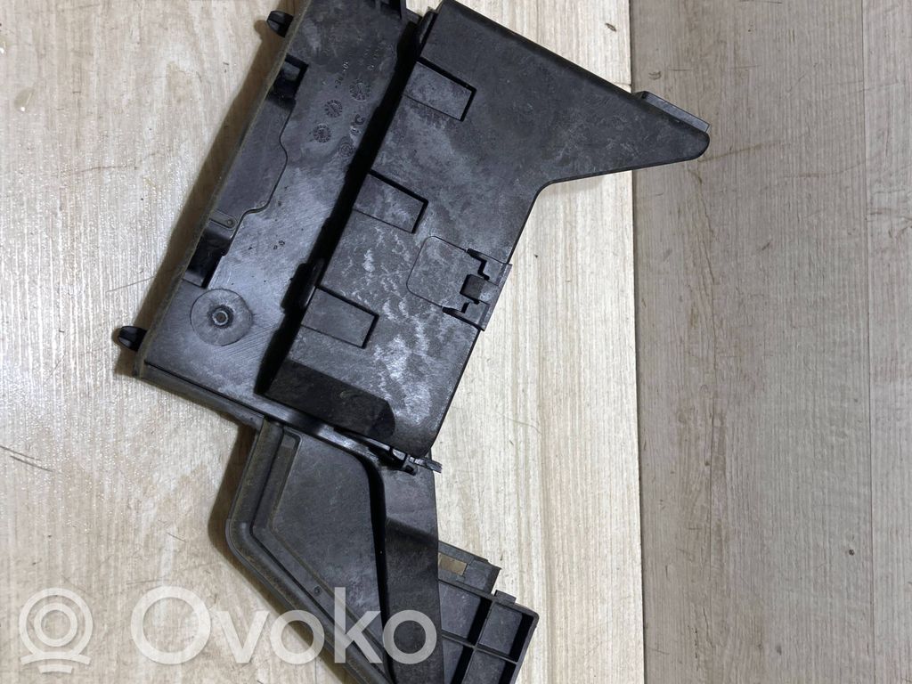 BMW 1 F70 Engine control unit holder 