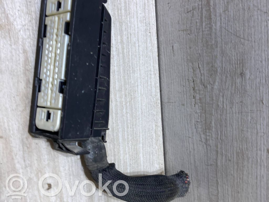 BMW 7 F01 F02 F03 F04 Wtyczka złącza modułu ABS 