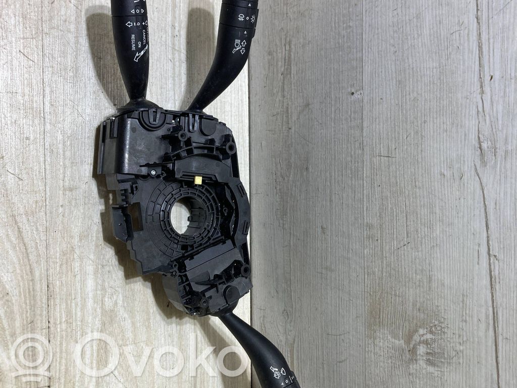 MG HS Interruptor/palanca de limpiador de luz de giro 