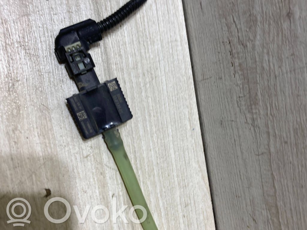 BMW 3 G20 G21 Oro pagalvių smūgio daviklis 