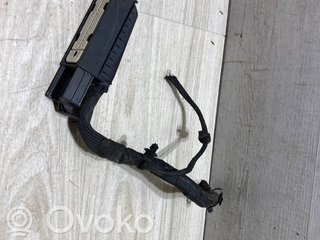 Wtyczka złącza modułu ABS   212416591