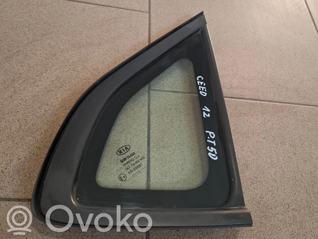 KIA Ceed Vidrio lateral trasero 