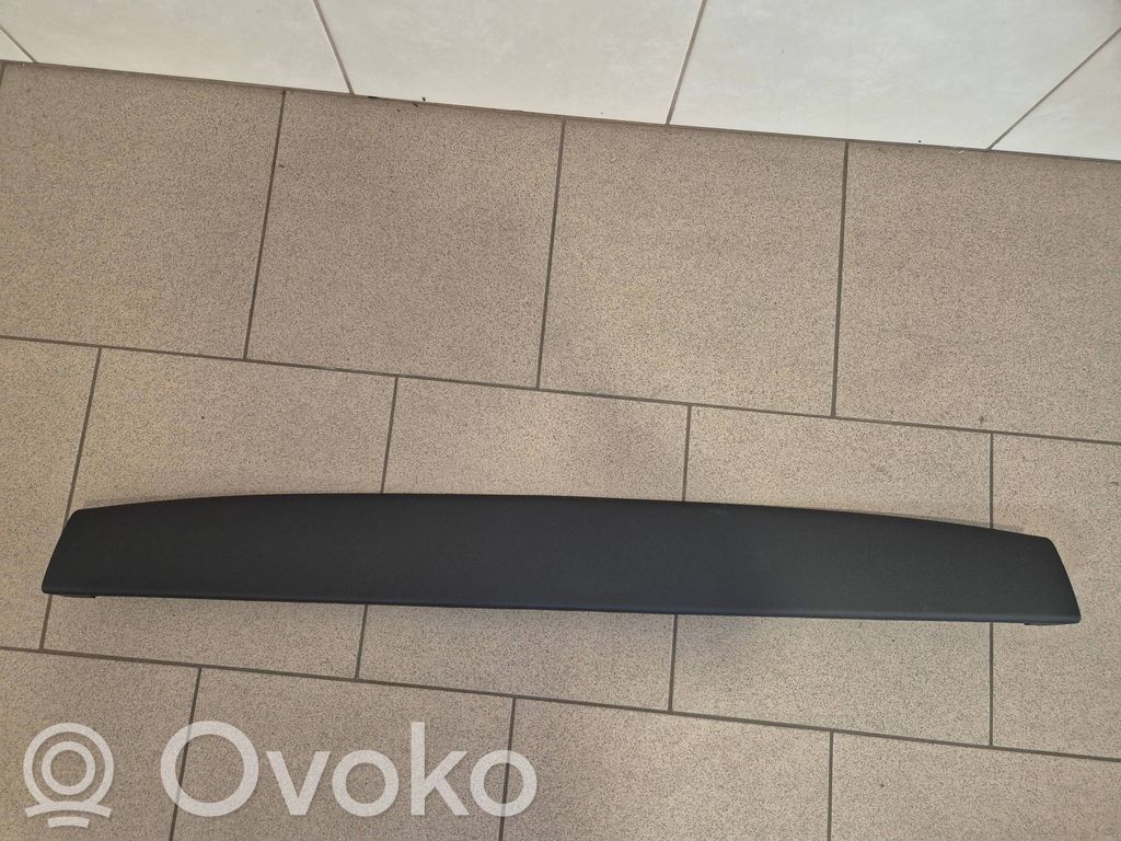 KIA Ceed Tailgate/trunk upper cover trim 