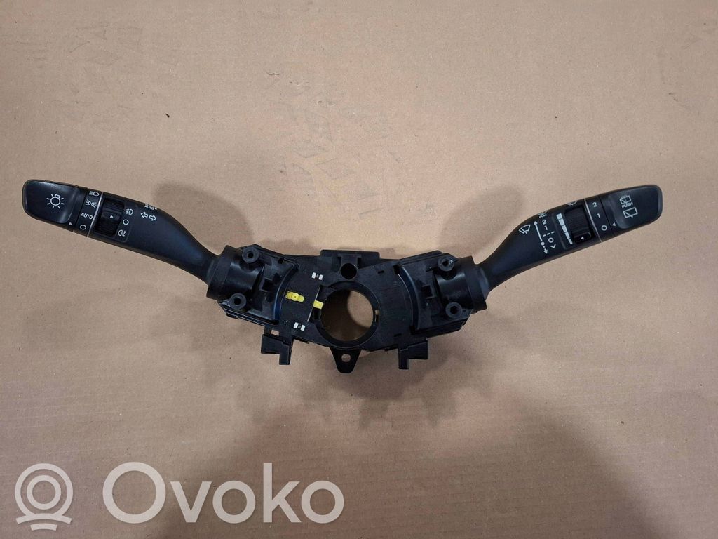 Hyundai i30 Wiper turn signal indicator stalk/switch 