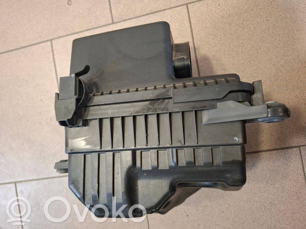 KIA Ceed Ilmansuodattimen kotelo 