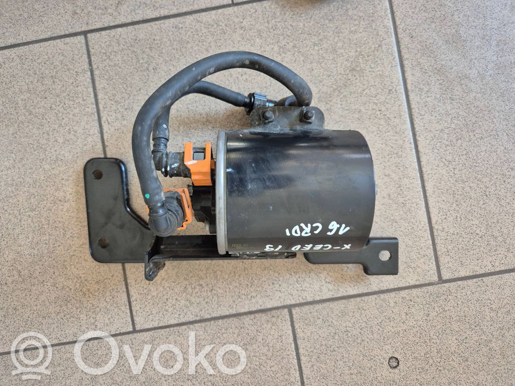 Fuel filter housing