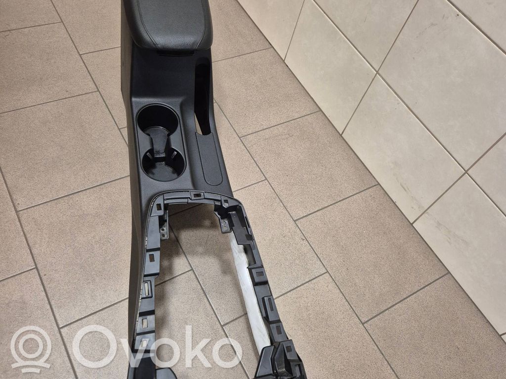KIA Xceed Consola central 