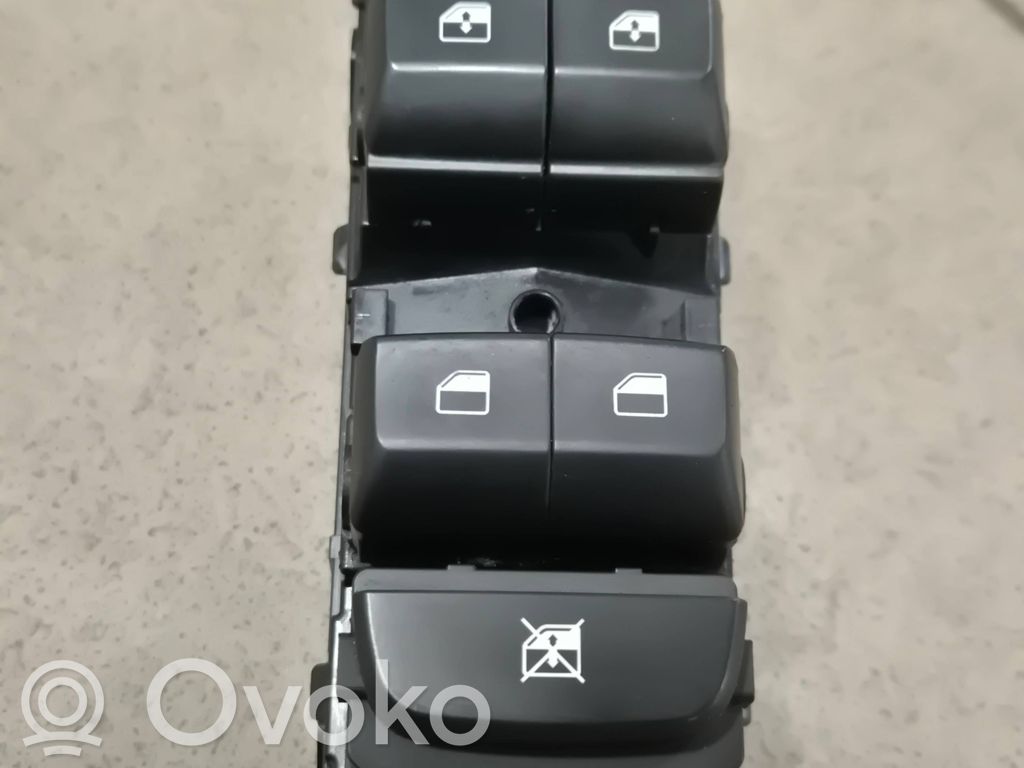 KIA Ceed Electric window control switch 