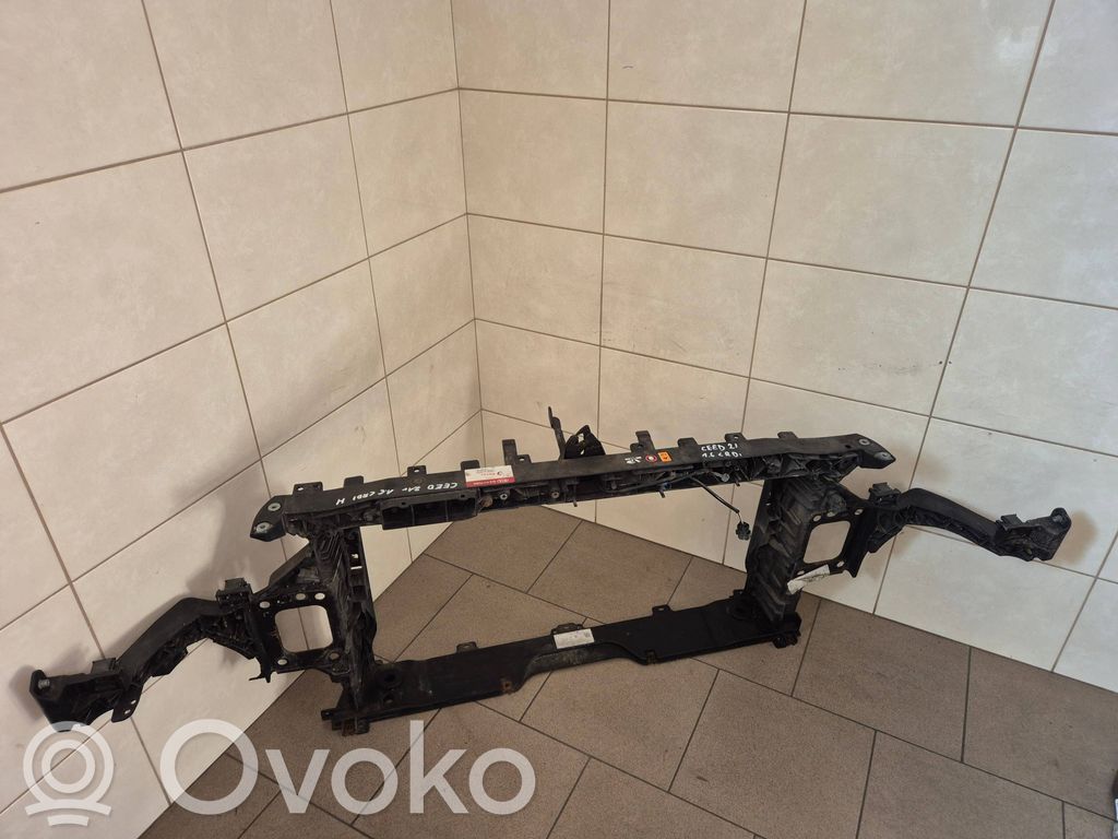 KIA Ceed Radiatorių panelė 