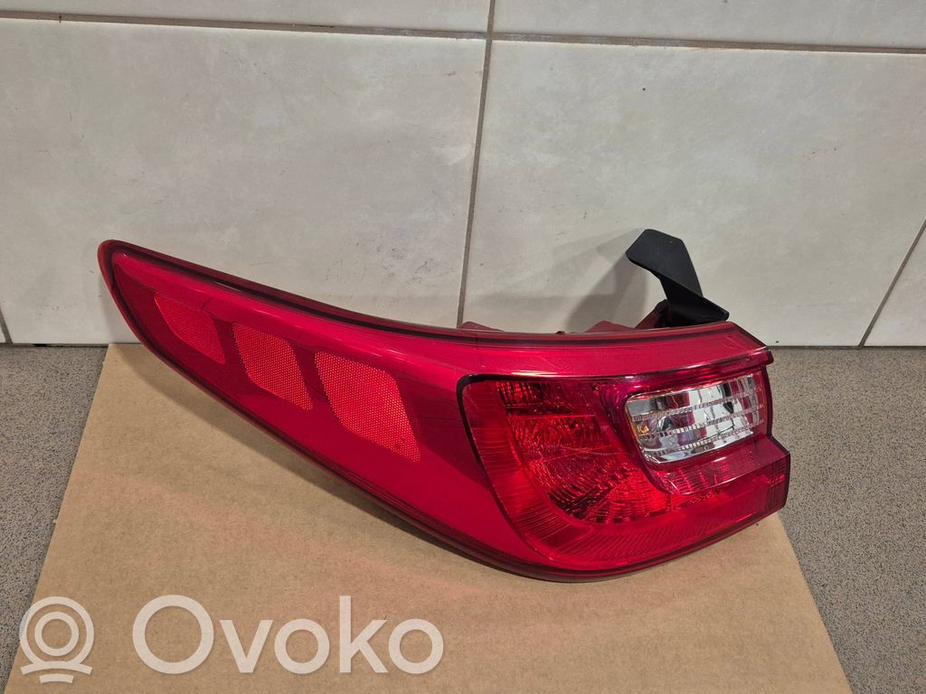 Rear/tail lights   92401D4