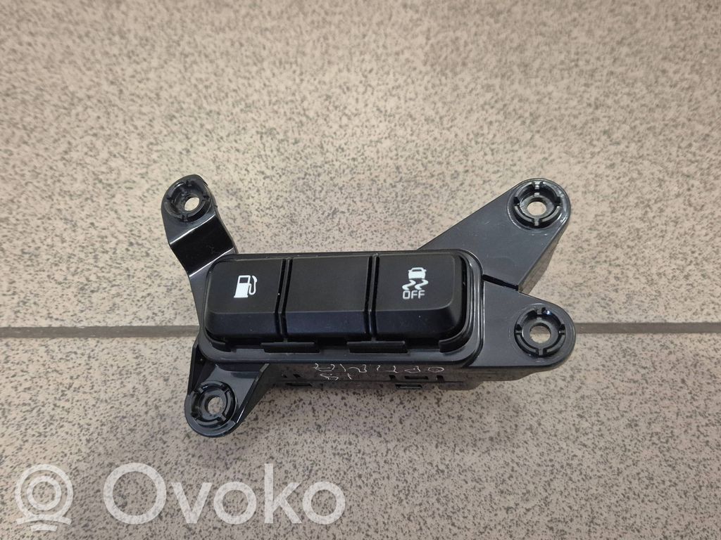 KIA Optima Fuel tank opening switch 