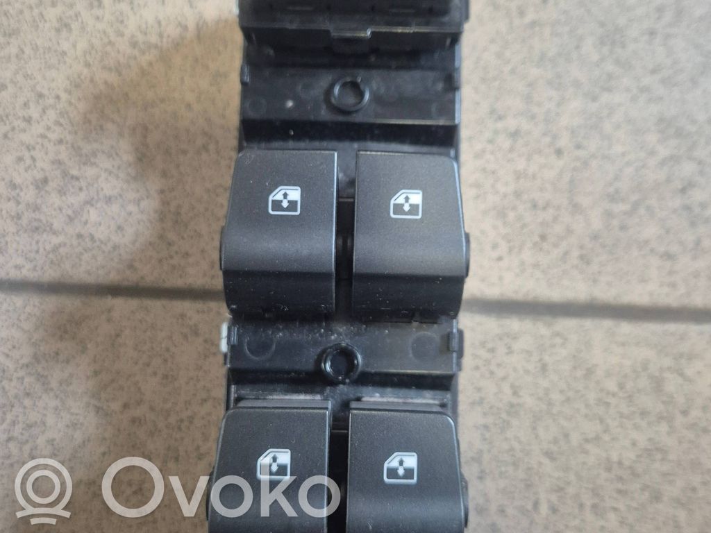 Hyundai i30 Electric window control switch 