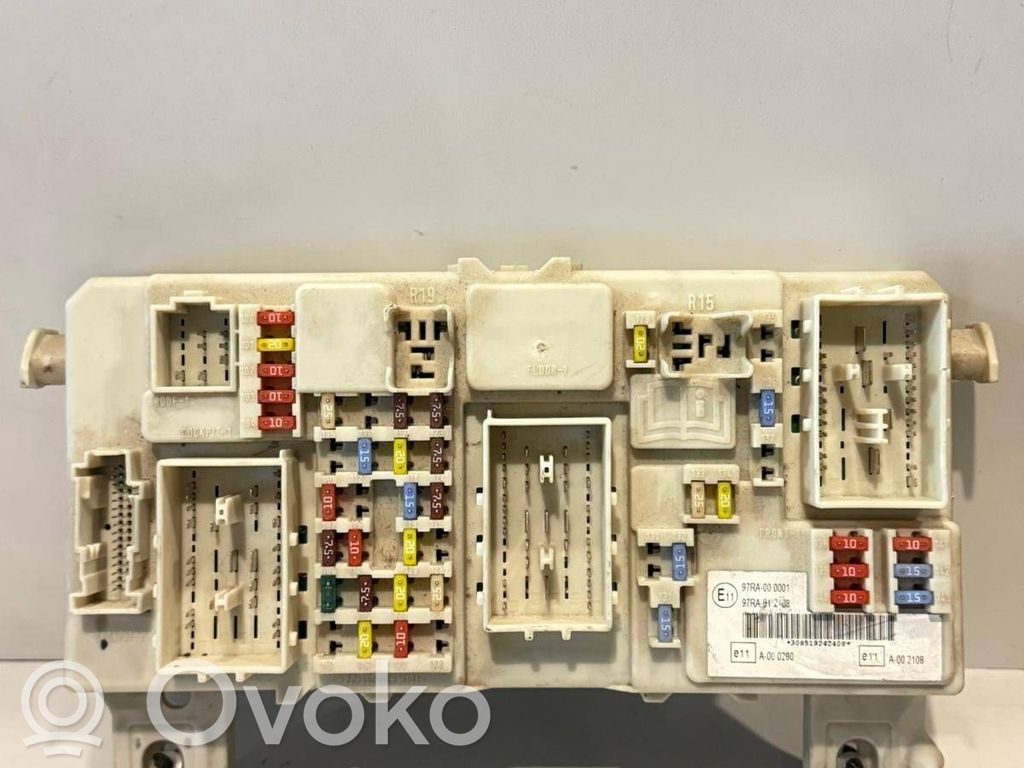Ford Focus Fuse module 