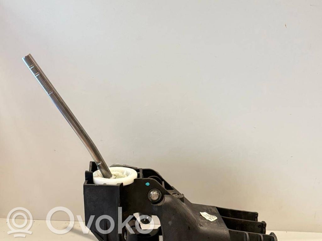 Peugeot 2008 I Gear shifter/selector 
