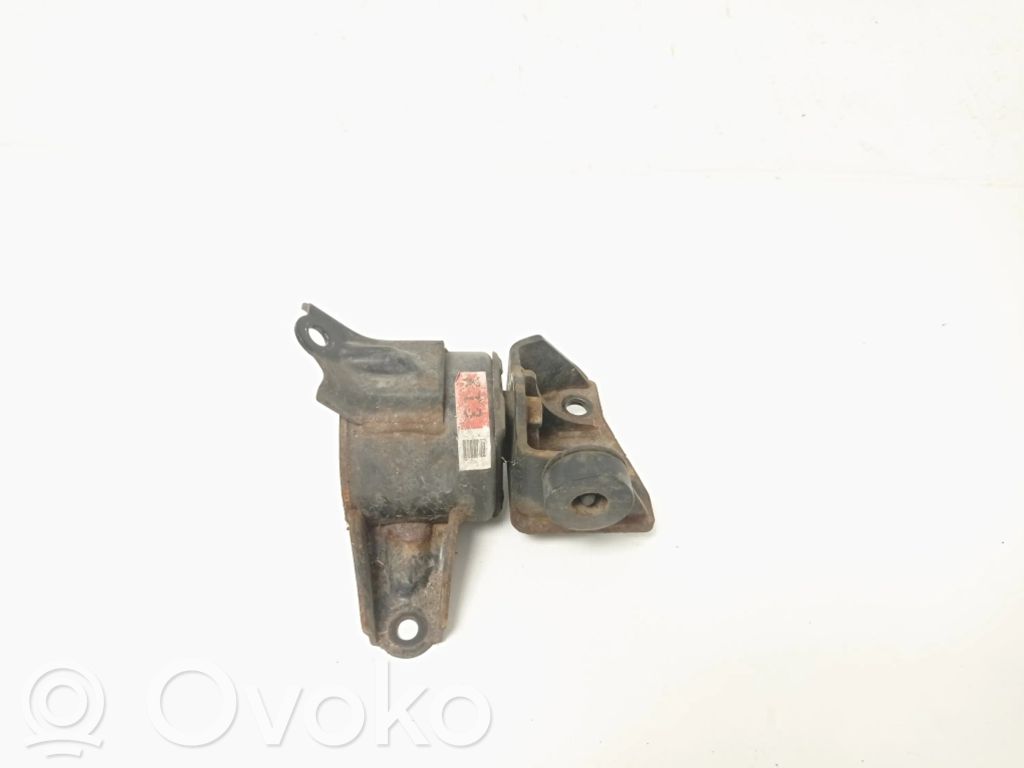 Mocowanie / Uchwyt skrzyni biegów   218302S200