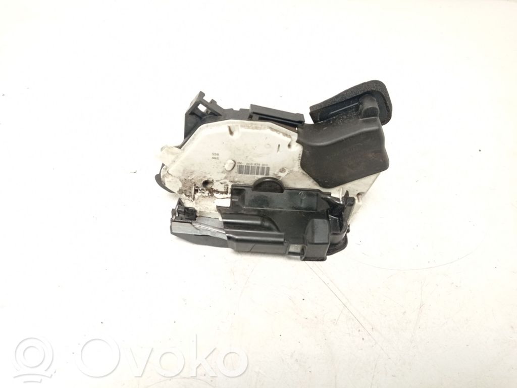 Volkswagen Polo V 6R Zamek drzwi tylnych 