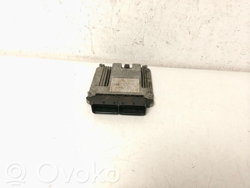 Audi A4 S4 B9 Engine control unit/module 