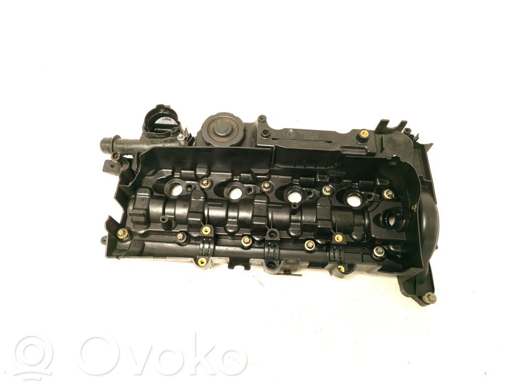 BMW 3 F30 F35 F31 Vārstu vāks 