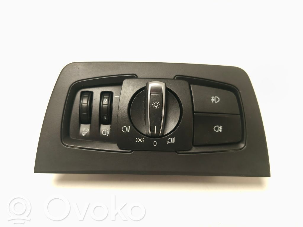 BMW 3 F30 F35 F31 Przełącznik świateł 