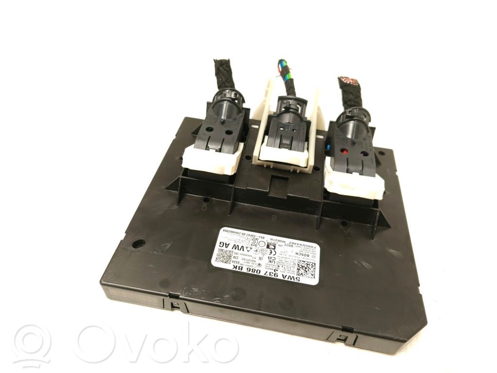 Volkswagen Golf VIII Comfort/convenience module 