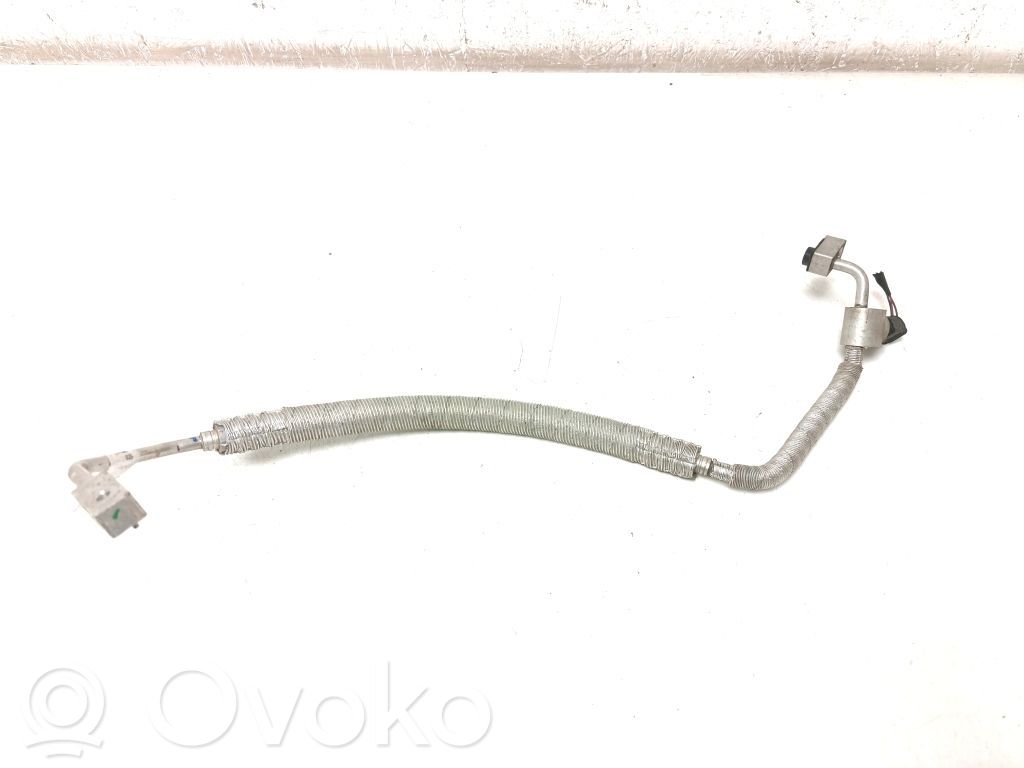 Volkswagen ID.4 Ilmastointilaitteen putki (A/C) 