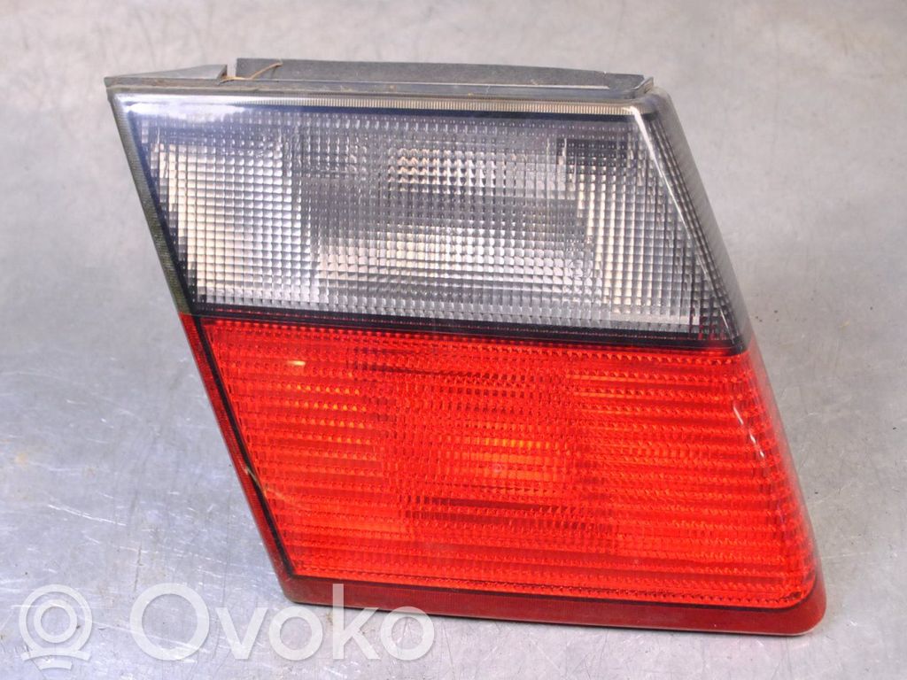 Tailgate rear/tail lights   5149836