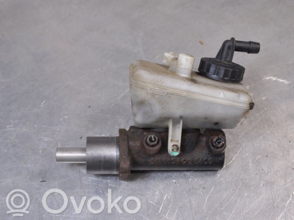 Master brake cylinder   4601E3
