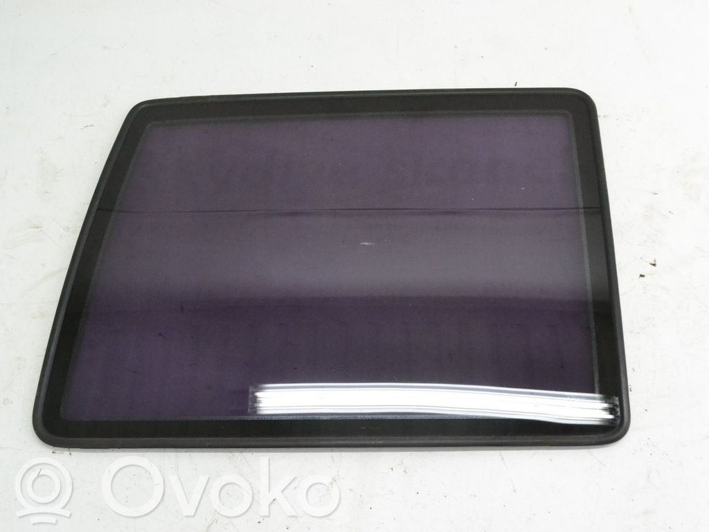 Rear side window