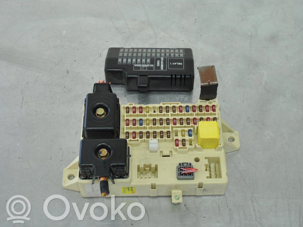 Sulakemoduuli   YR8T14A005JA,1R8T14A067AA
